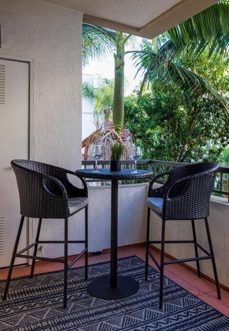 1 Bedroom Xl With King Bed, Garden View, Parking Included Appart hôtel Los Angeles